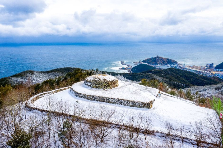 영덕대소산봉수대 여행 추천 - 로드트립