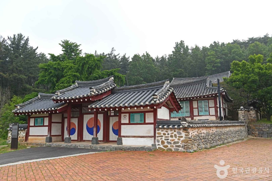비인향교 여행 추천 - 로드트립