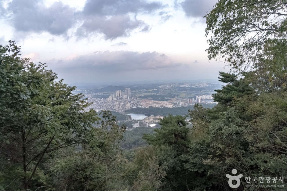 설봉산 여행 추천 - 로드트립
