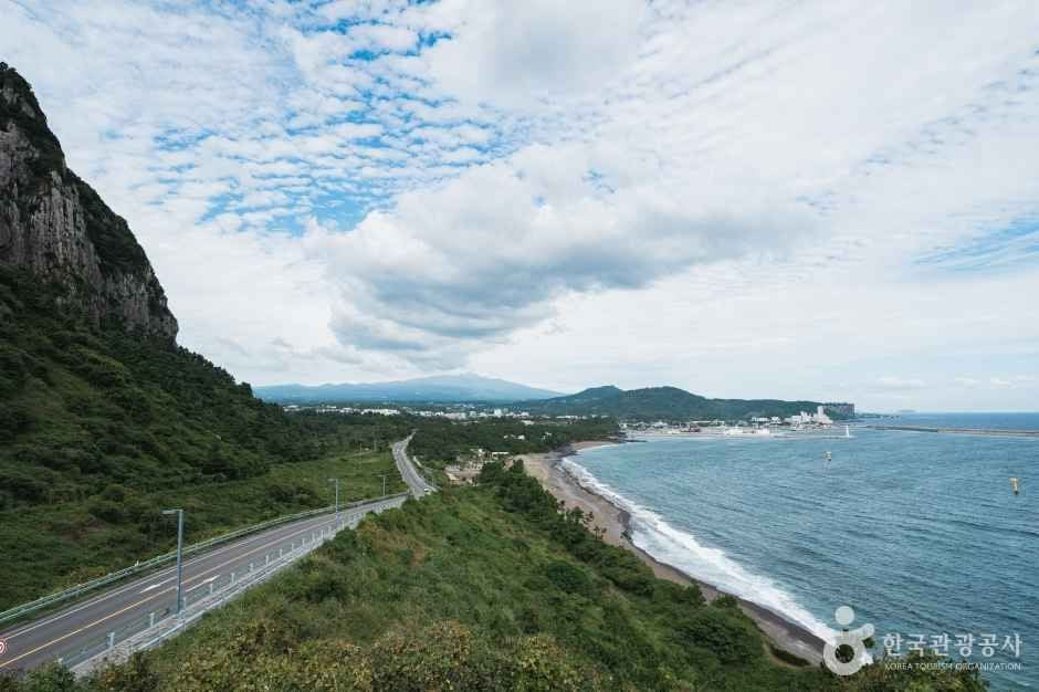 제주 서귀포 산방산 여행 추천 - 로드트립