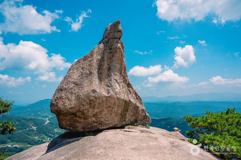 황매산 모산재 여행 추천 - 로드트립