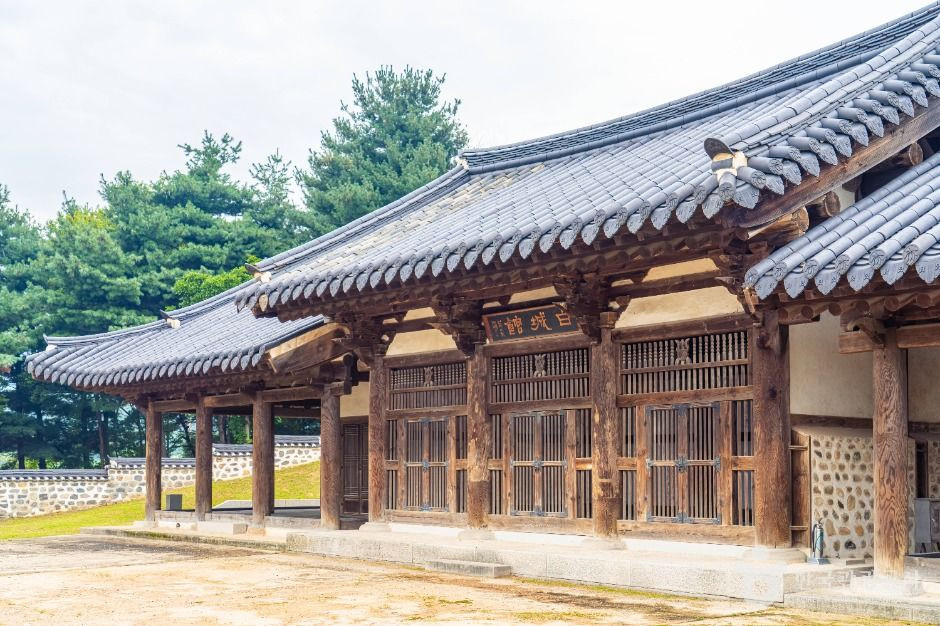 안성 객사 정청 여행 추천 - 로드트립