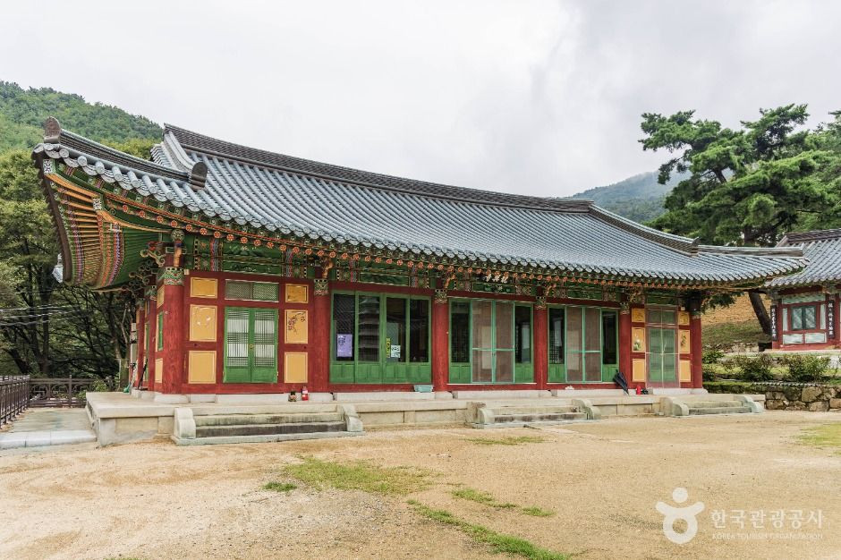 용흥사(상주) 여행 추천 - 로드트립