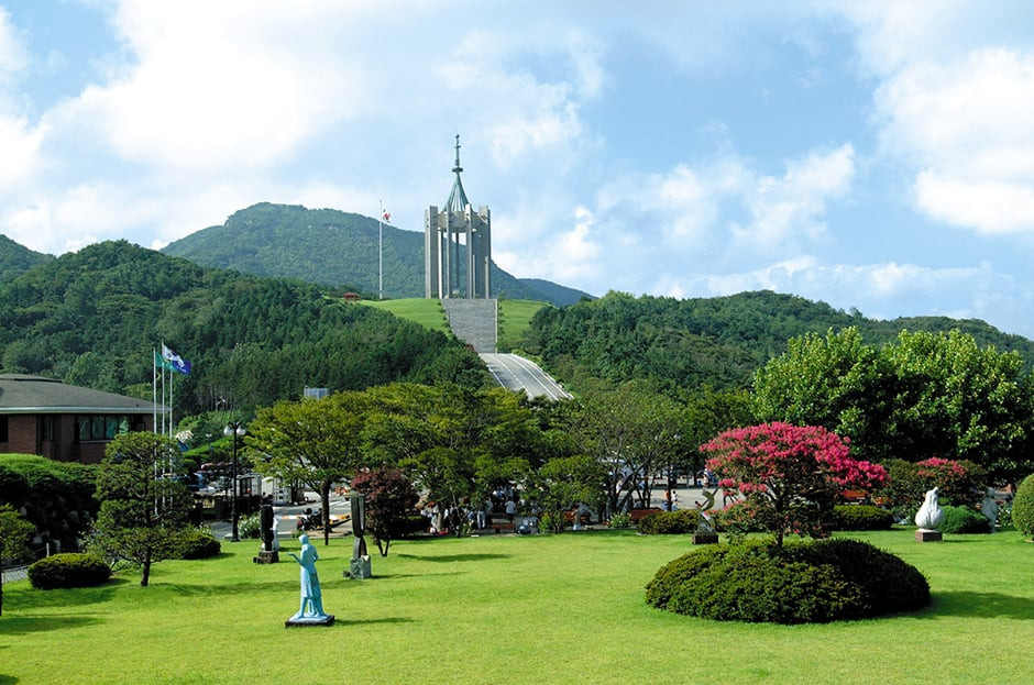 부산 중앙공원 여행 추천 - 로드트립
