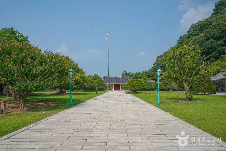충익사(의령) 여행 추천 - 로드트립