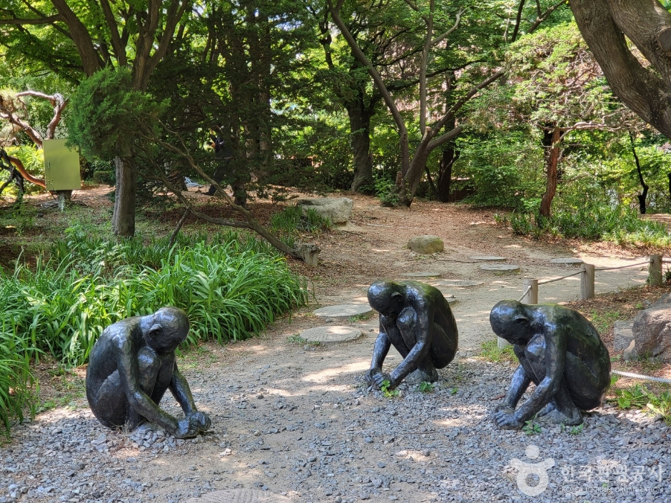 덕수궁 돌담길 여행 추천 - 로드트립