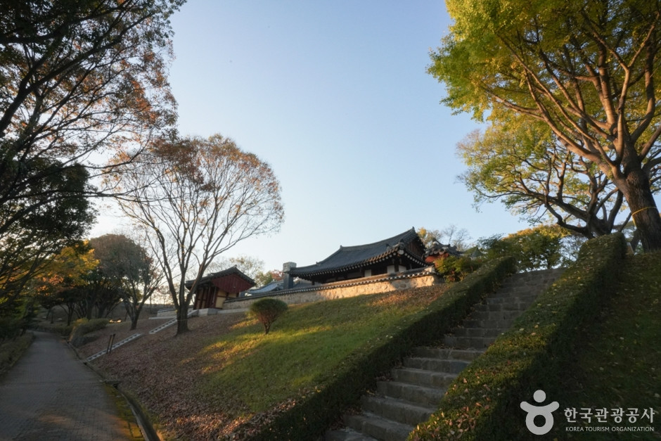청계서원(진주) 여행 추천 - 로드트립