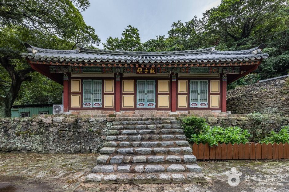 서산사(신안) 여행 추천 - 로드트립