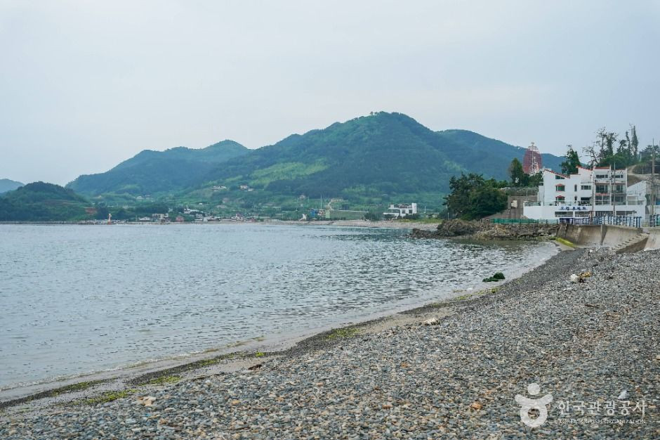 두모몽돌해변 여행 추천 - 로드트립