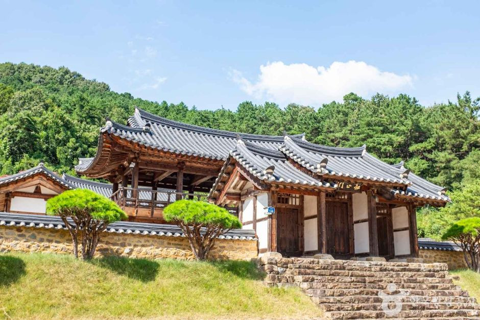 김면장군유적 여행 추천 - 로드트립