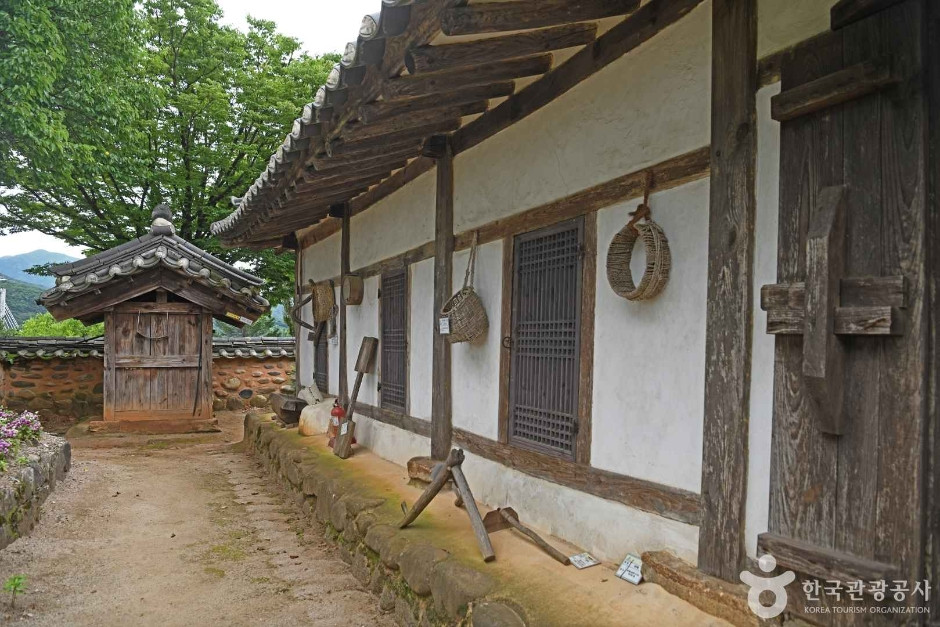 청풍 황석리 고가 여행 추천 - 로드트립