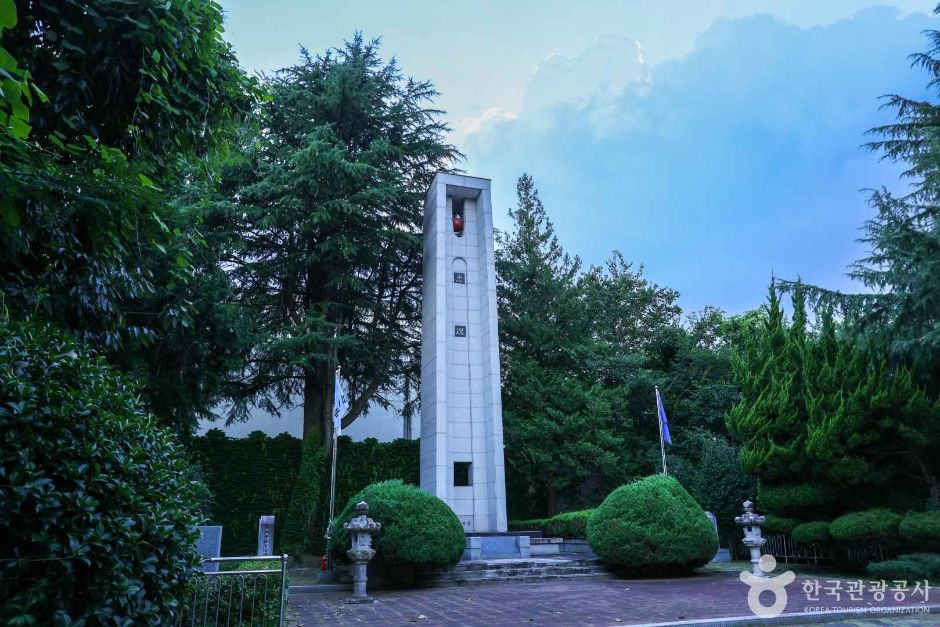 광주 경찰충혼탑 여행 추천 - 로드트립