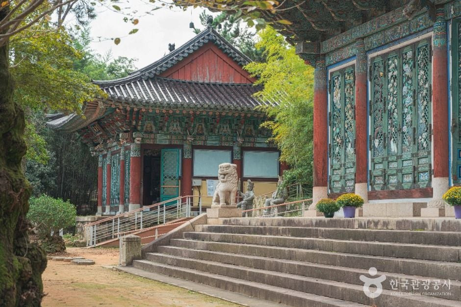 금강사(부산) 여행 추천 - 로드트립