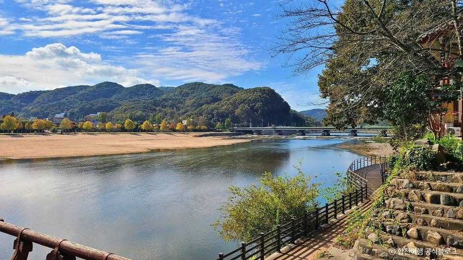 함벽루 여행 추천 - 로드트립