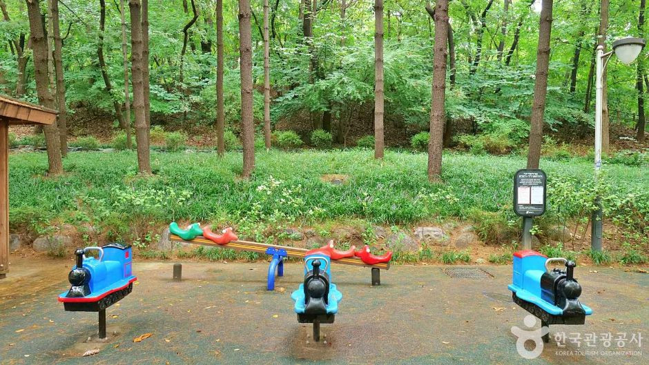 청담근린공원 여행 추천 - 로드트립