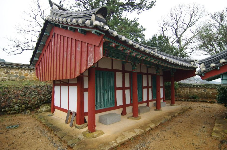 덕양서원(고흥) 여행 추천 - 로드트립