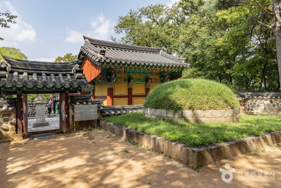 남해 충렬사 여행 추천 - 로드트립