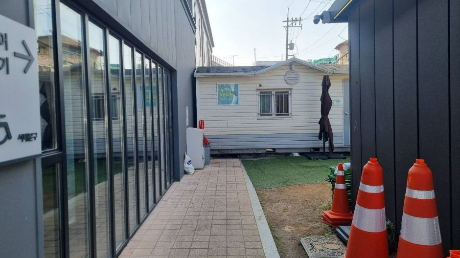 홍제천인공폭포 여행 추천 - 로드트립