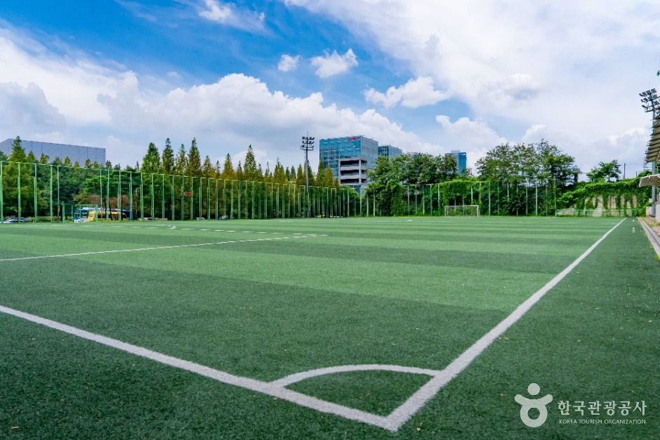 동학산공원 여행 추천 - 로드트립