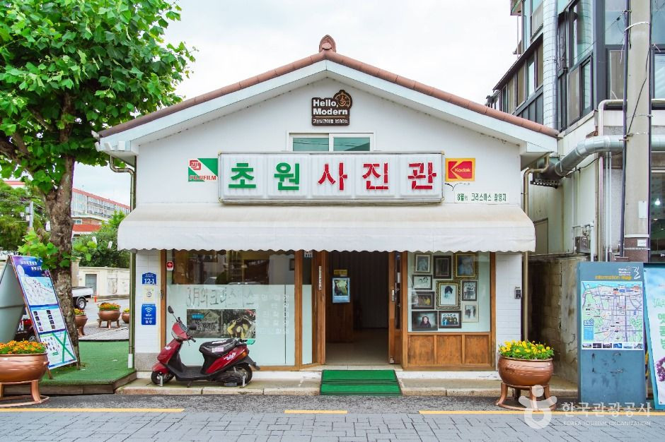 군산 영화의 거리 여행 추천 - 로드트립