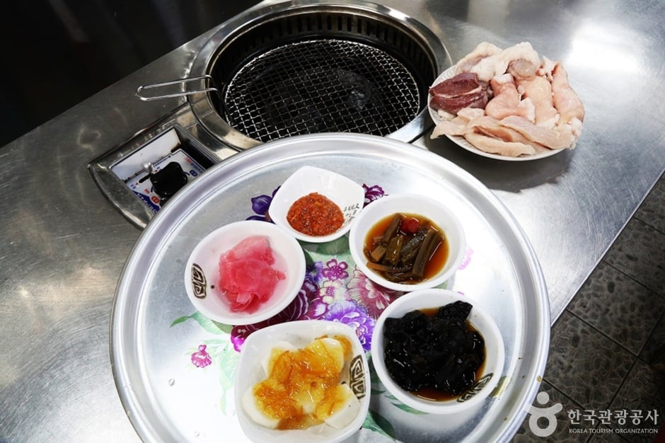 부산 자갈치 양곱창 골목 여행 추천 - 로드트립