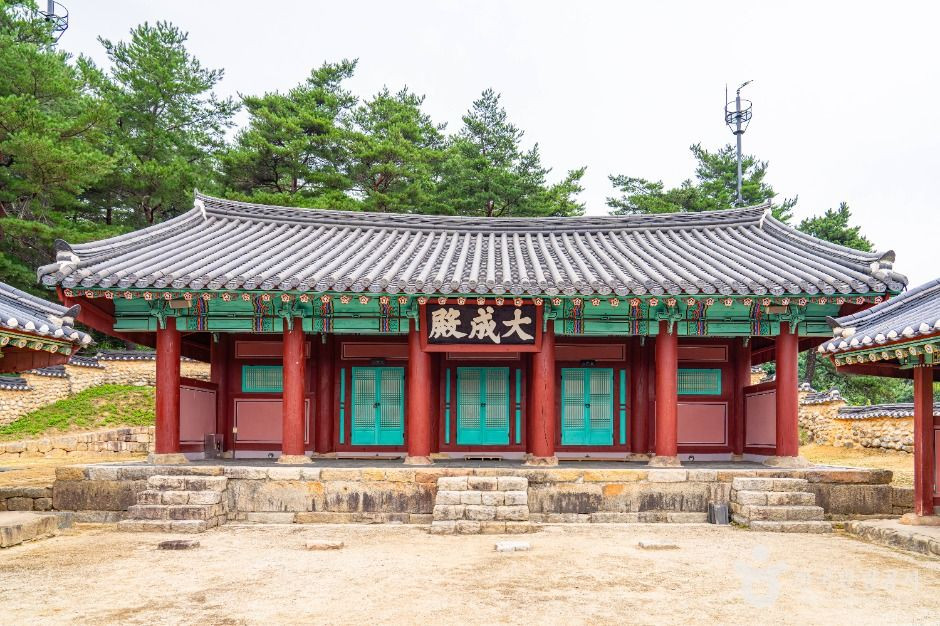 간성향교 여행 추천 - 로드트립