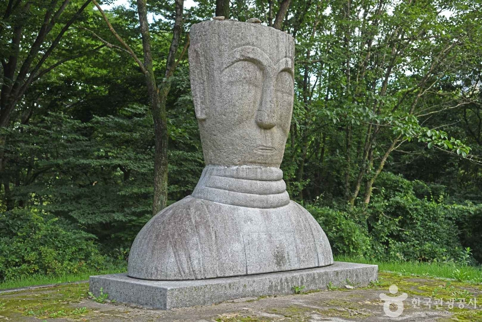 미륵리 불두 여행 추천 - 로드트립