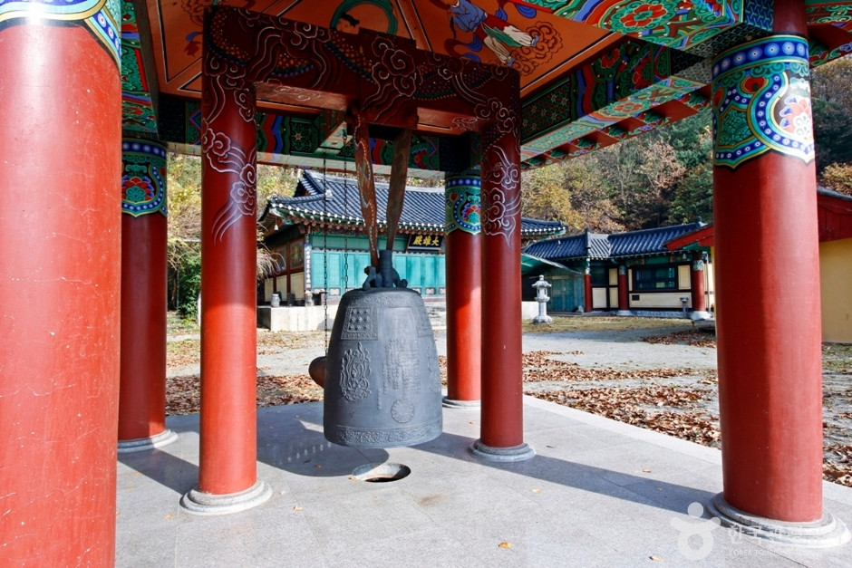 용담사(충주) 여행 추천 - 로드트립