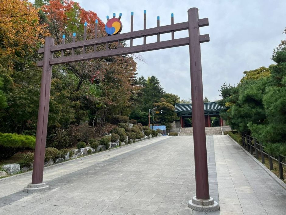 안국사 여행 추천 - 로드트립