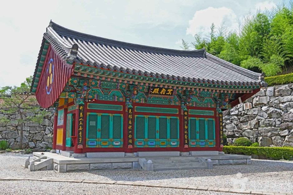개심사(괴산) 여행 추천 - 로드트립