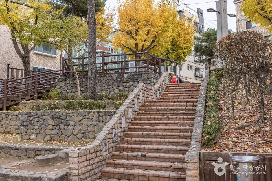 쌈지 어린이공원 여행 추천 - 로드트립