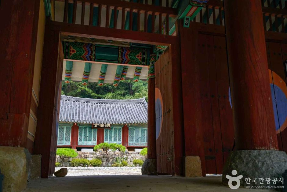 남해향교 여행 추천 - 로드트립