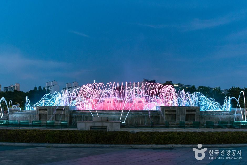 일산호수공원 노래하는분수대 여행 추천 - 로드트립