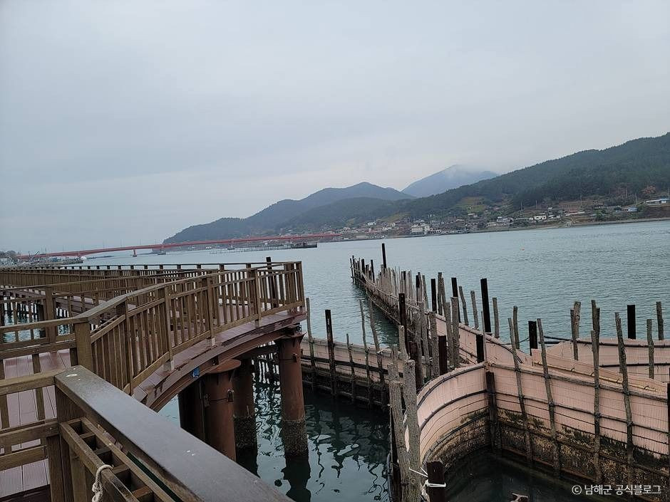 창선교와 원시어업 죽방렴 여행 추천 - 로드트립