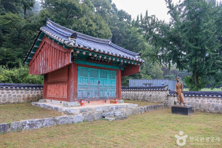 바우덕이사당 여행 추천 - 로드트립