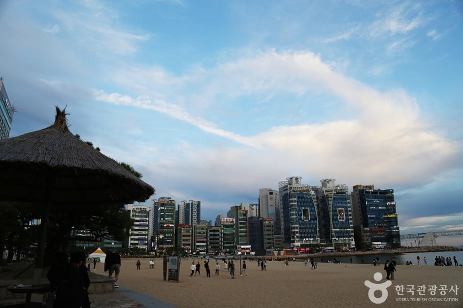 광안리해변 테마거리 여행 추천 - 로드트립