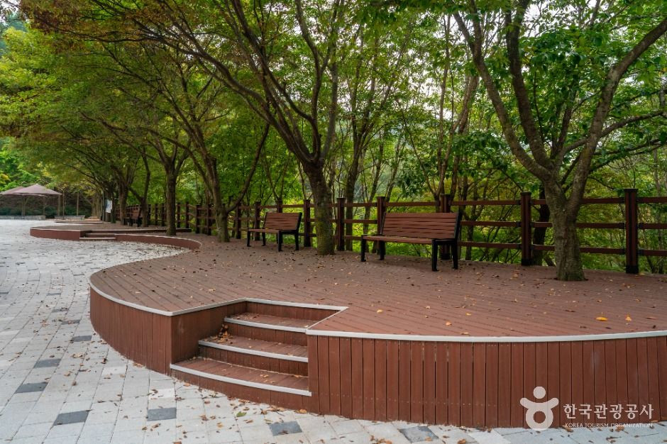 천생산성산림욕장 여행 추천 - 로드트립