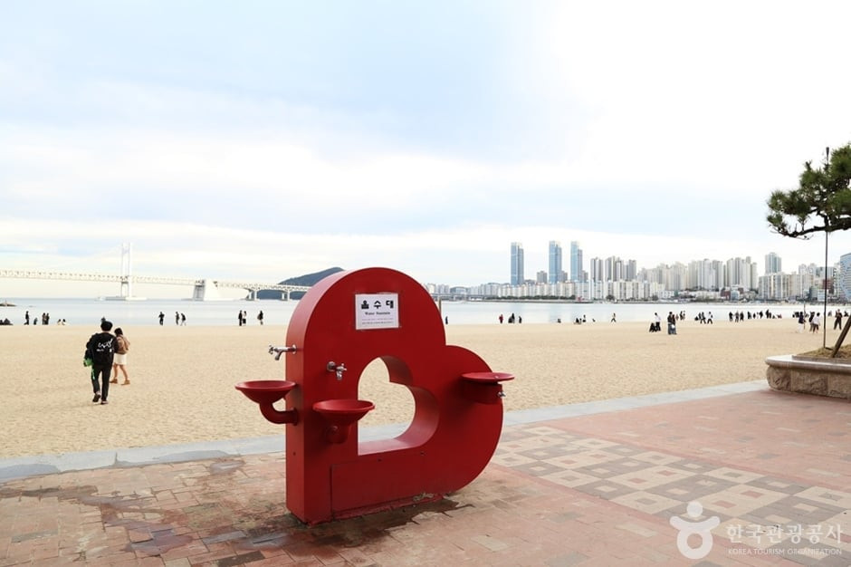 광안리해변 테마거리 여행 추천 - 로드트립