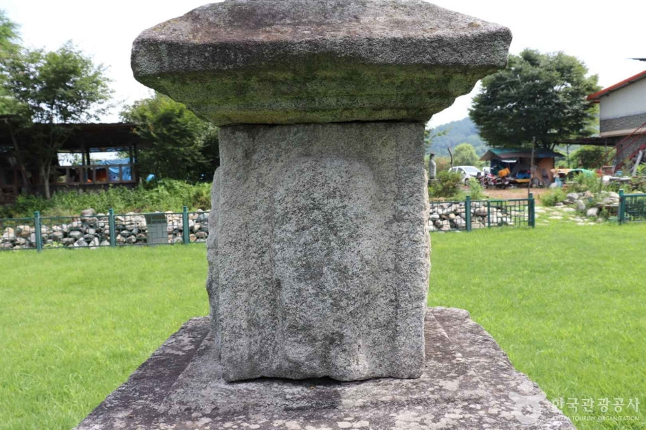 충주 원평리 삼층석탑 여행 추천 - 로드트립