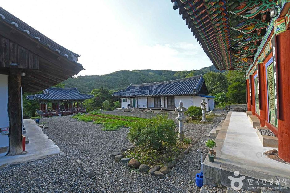 영은사(삼척) 여행 추천 - 로드트립