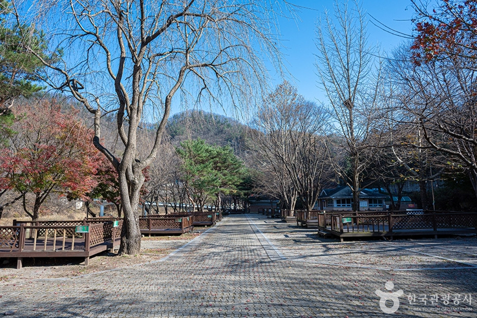 산장관광지 여행 추천 - 로드트립