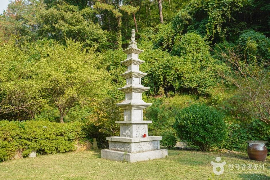 월명사(부산) 여행 추천 - 로드트립