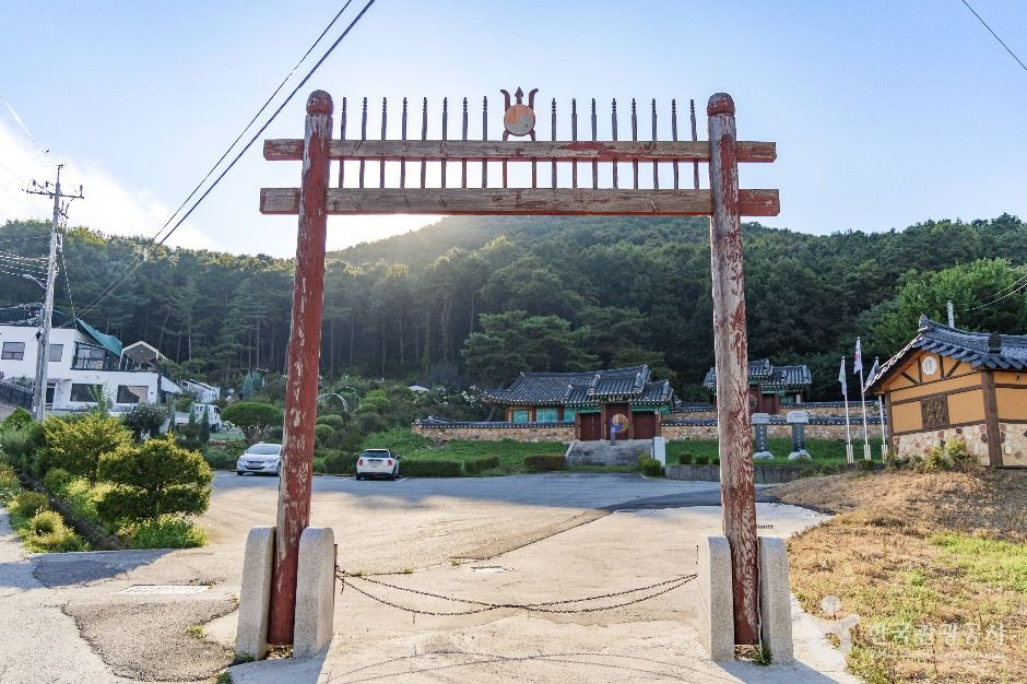 용주서원 여행 추천 - 로드트립