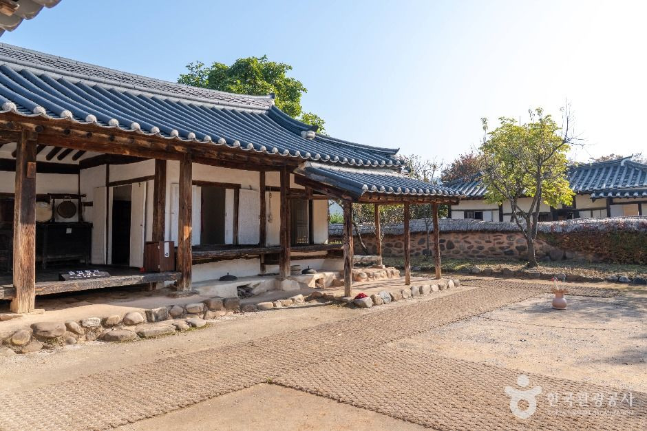 청풍 후산리 고가 여행 추천 - 로드트립