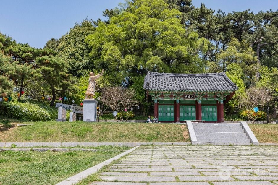 수영사적공원 여행 추천 - 로드트립