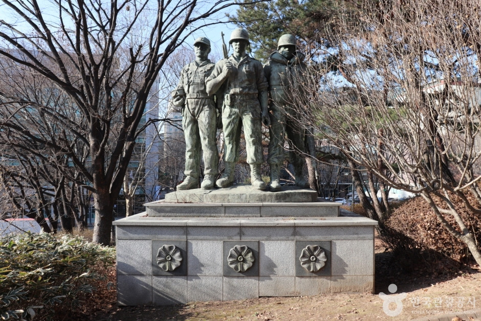 수원 현충탑 여행 추천 - 로드트립