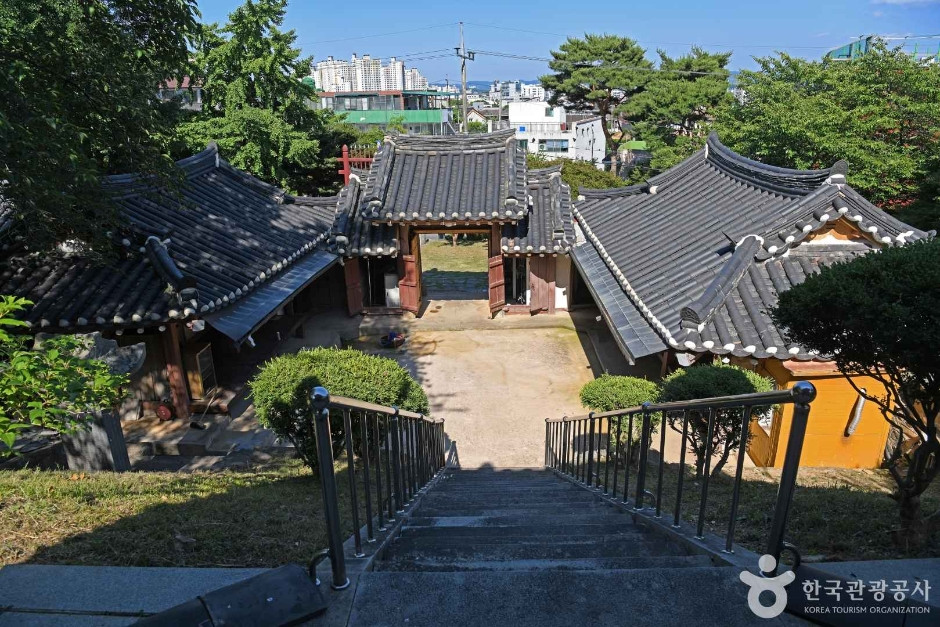 성암서원 여행 추천 - 로드트립
