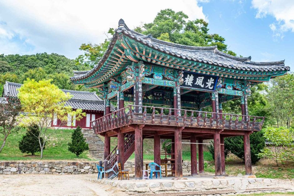 비안향교 여행 추천 - 로드트립