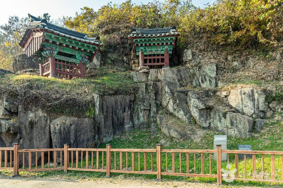 화순능주삼충각 여행 추천 - 로드트립