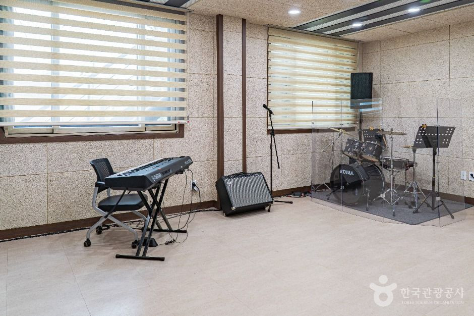 월곶 생활문화센터 여행 추천 - 로드트립